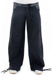 De nos pantalons grande taille en lin à nos joggings confortables, en passant par nos sarouels souples et nos pantalons palazzo, nous vous. Decouvrez Nos Pantalons Grandes Tailles Jusqu Au Xxxl 100 Pur Coton Fantazia