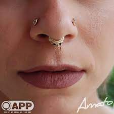 554 Mentions J Aime 4 Commentaires Amato Fine Jewelry Piercing Amatopiercing Sur Instagram Healing Septum Piercing Women Septum Jewelry Nose Jewels