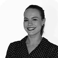 Kate Paul's Instagram, Twitter & Facebook