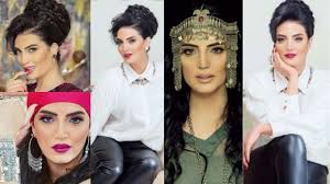 سیدنی میزل در آن زمان برای یک موسسه امدادرسانی به نام بنیاد توسعه زندگی روستایی آسیا و همچنان برنامه ظرفیت‌سازی در میان زنان قندهار کار می‌کرد. Ø­ÙˆØ±ÙŠØ© ÙØ±ØºÙ„ÙŠ Ù…Ù„ÙƒØ© Ø¬Ù…Ø§Ù„ Ø¨Ø¯Ø±Ø¬Ø© Ø§Ù„Ø£Ø±Ø³ØªÙ‚Ø±Ø§Ø·ÙŠØ© ÙÙ† Ø¬Ø±ÙŠØ¯Ø© Ø§Ù„Ø²Ù…Ø§Ù†