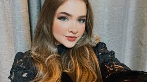 Vivian Carvalho (@cantoraviviancarvalho) • Instagram photos and videos