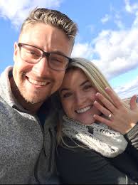 Lisa Marsh (@lmarsh12)