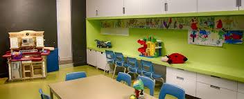 Salam alaykom toutes et tous est ce que quelque connaitrait par hasard une salle de sport sur paris avec garderie s'il vous plait et aussi une piscine avec créneau pour femme j'ai dit femme pas forcément musulmane on peut très bien être pudique et pas musulmane merci pour les com utile. Club Avantage Halte Garderie Gratuite Club Avantage