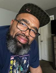 Damon Holman's Instagram, Twitter & Facebook