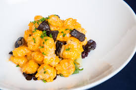 Rock Shrimp Tempura With Creamy Spicy Sauce A Nobu Signature Dish Food Shrimp Tempura Spicy Sauce