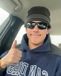 Hey my name is Lucas Torrez and I am from Nampa, Idaho. I am 100% committed  to DU. I plan