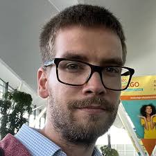 Crypto Crackup: Sam Bankman-Fried, FTX, and SBF's Weird Island Empire:  Bennington, Ash, Osiński, Artur, Bachmann, Elizabeth: 9798888451366:  Amazon.com: Books