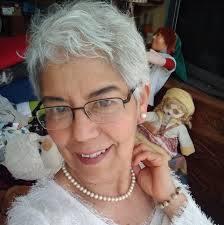 Una herida emocional no se mantiene viva solo por el hecho en sí, sino por  la interpretación que hicimos de ese dolor: “fui rechazado porque no  valgo”, “me abandonaron porque no soy