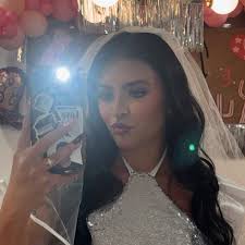 Daisy Perez | My last rodeo with my fav Girls 🦋🐆🤍🤠 ••• The best Bach trip a girl could ask for🤍🐆💿🍒🍸🦋 | Instagram