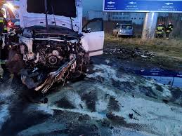 Jeden kierowca zginął, drugi trafił w ciezkim stanie wypadek na s1: Archiwa Wypadek Moto Poznan