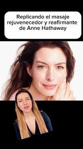 Laura Pluma's Instagram, Twitter & Facebook