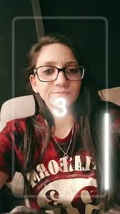 Chelsea Bratcher's Instagram, Twitter & Facebook