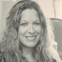 Angie Heim's Instagram, Twitter & Facebook