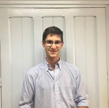 * pour les bacheliers à partir de 2020, il faudra choisir ses spécialités en lien avec les études menant au métier ciblé. Dr Raphael Naville Medecin Generaliste A Saint Barthelemy De Vals