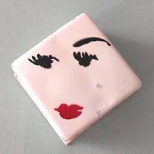 Portacipria Old Evolution Valaze di Helena Rubinstein, anni '50, USA