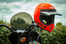 Shop bell helmets and find the right powersports gear and more for all of your riding needs. Bell Moto 3 Helmet Classic Gloss Red Size Xl Moto D Racing