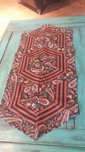 60 Degree Triangle Table Runner Love This Version With The Linear Element In Th Quilted Table Runners Quilted Table Runners Patterns Table Runner And Placemats