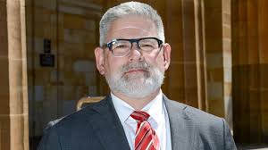 Norman Low: Personal trainer gives 'unsafe' advice as fake dietitian