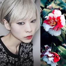 ツーブロック時代 身長が低いので(モデルの世界では) 横サイド刈り上げて挑んだときの 白金髪 に 黒髪 #青木萌moeaoki