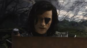 Helena Bonham Carter talks about her big head in 'Alice'