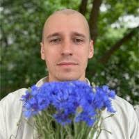 200+ "Klinko" profiles