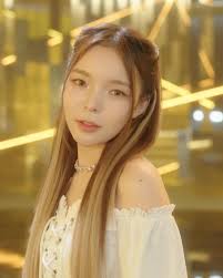 Park Jin Joo (@jin.joopark) • Instagram photos and videos