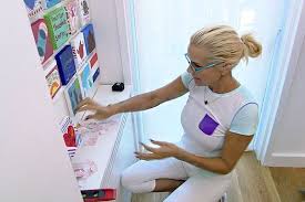 Yolanda And Kim S Daughters Go To College Personalized Wall Art Yolanda Foster Yolanda Foster Style