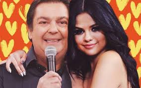 Tiago leifert assume até luciano huck estrear. Globo Cita Selena Gomez Em Adeus A Faustao Estaremos Juntos Noticias Da Tv
