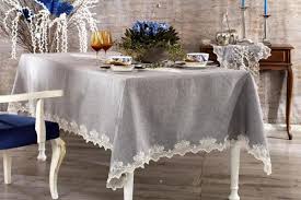 Fisto masa ortusu ve 15 adet pecetelik evladiyelik masa ortusu 165*130 cm pecetelik kare 28*28 cm kullanilmadi yurtdisindan alindi 350 tl ye alındı ihtiyactan 150 tl ye veriyorum. Sik Masa Ortusu Takimi Ve Modelleri Nisantasi Home