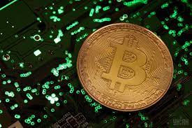 The stories of investors who got in at a few dollars per coin and are now millionaires continue to grow and tempt the masses into wanting to throw their life savings to chase. Moreover How Much Can You Invest Bitcoin As An