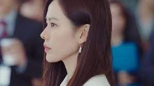 And they talk about each other in a lovely way. Earrings Worn By Yoon Se Ri Son Ye Jin In Crash Landing On You Episode 10 Spotern