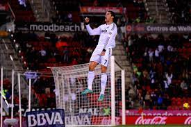 Check spelling or type a new query. Gif Fans Fruitlessly Attempt To Jump As High As Cristiano Ronaldo Bleacher Report Latest News Videos And Highlights