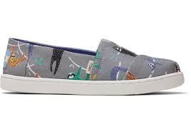 sloth canvas youth classics toms