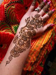 Mobina mahida patel, the woman behind the artwork, is a trained teacher and instructor who has taken her skill and used it for the enhancement of your special occasions in nj. Henna Artists Face Painters And Body Painters Hafla Entertainment