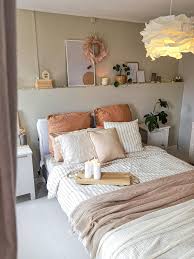 Schlafzimmer mit kreativen kopfbrett ideen zum selbermachen gestalten. Schlafzimmer Deko So Machst Du Es Dir Gemutlich