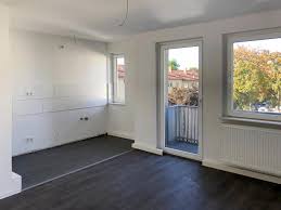 Bei familien mit kindern sind einfamilienhäuser und reihenhäuser am grünen stadtrand begehrt. 1 Zimmer Wohnung Zu Vermieten Feuerbachstr 52 67659 Kaiserslautern Innenstadt Mapio Net