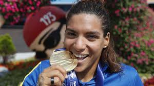 A gente fez história, a poliana foi pódio. Ana Marcela Cunha E Campea Mundial Nos 5 Km Swimchannel