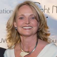 Kimberly Varney's Instagram, Twitter & Facebook