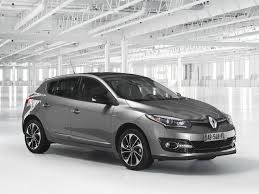 Fall for its seductive design; Renault Megane Hatchback 2015 Specifications Price Photo Avtotachki