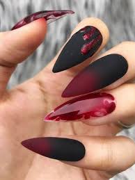 Thanks to celebs like lady gaga, fergie and rihanna for bringing back this popular style from the 1950's and 60's. 20 Fierce Stiletto Nails To Copy In 2021 The Trend Spotter