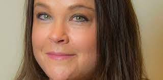 Kerry Blount's Instagram, Twitter & Facebook