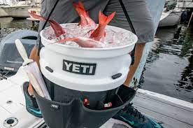 お値段約5 000円 常識を打ち破るyetiのバケツ ロードアウト が最強らしい camp hack キャンプハック バケツ 屋内テント 屋外バーベキュー