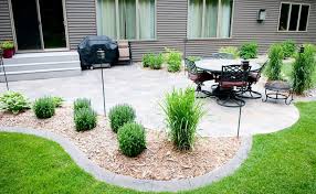 What Is The Difference Between A Porch Balcony Veranda Patio And Deck Large Backyard Landscaping Small Backyard Landscaping Backyard Landscaping Designs