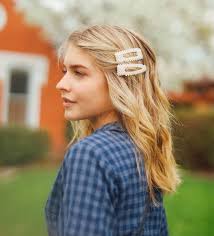 Wake Up In The Morning Feeling Like P Diddy Song Naimasultanx Golden Blonde Hair Color Hair Clips Marla Catherine