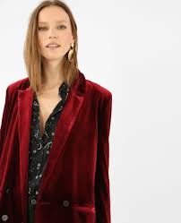 Pair one of our blazers with jeans or trousers, a skirt or a dress to immediately transform your outfit. Blazer Velours Bordeaux Femme Off 60 Bonyadroudaki Com