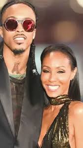 Charleston White goes in