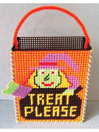 Find some of the best cross stitch patterns and free pattern ideas. Plastic Canvas Holiday Patterns Plastic Canvas Christmas Page 1