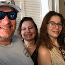 Shannon Beech's Instagram, Twitter & Facebook