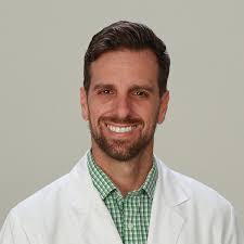 Tracy Weiner's Instagram, Twitter & Facebook