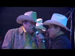 Los Invasores De Nuevo Leon El Reencuentro 2014 En Vivo Vol 2 Pt 1 Youtube Los Invasores Youtube Musica